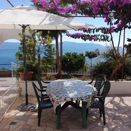 Apartments By The Sea Brist, Makarska - 505 Подаца Экстерьер фото