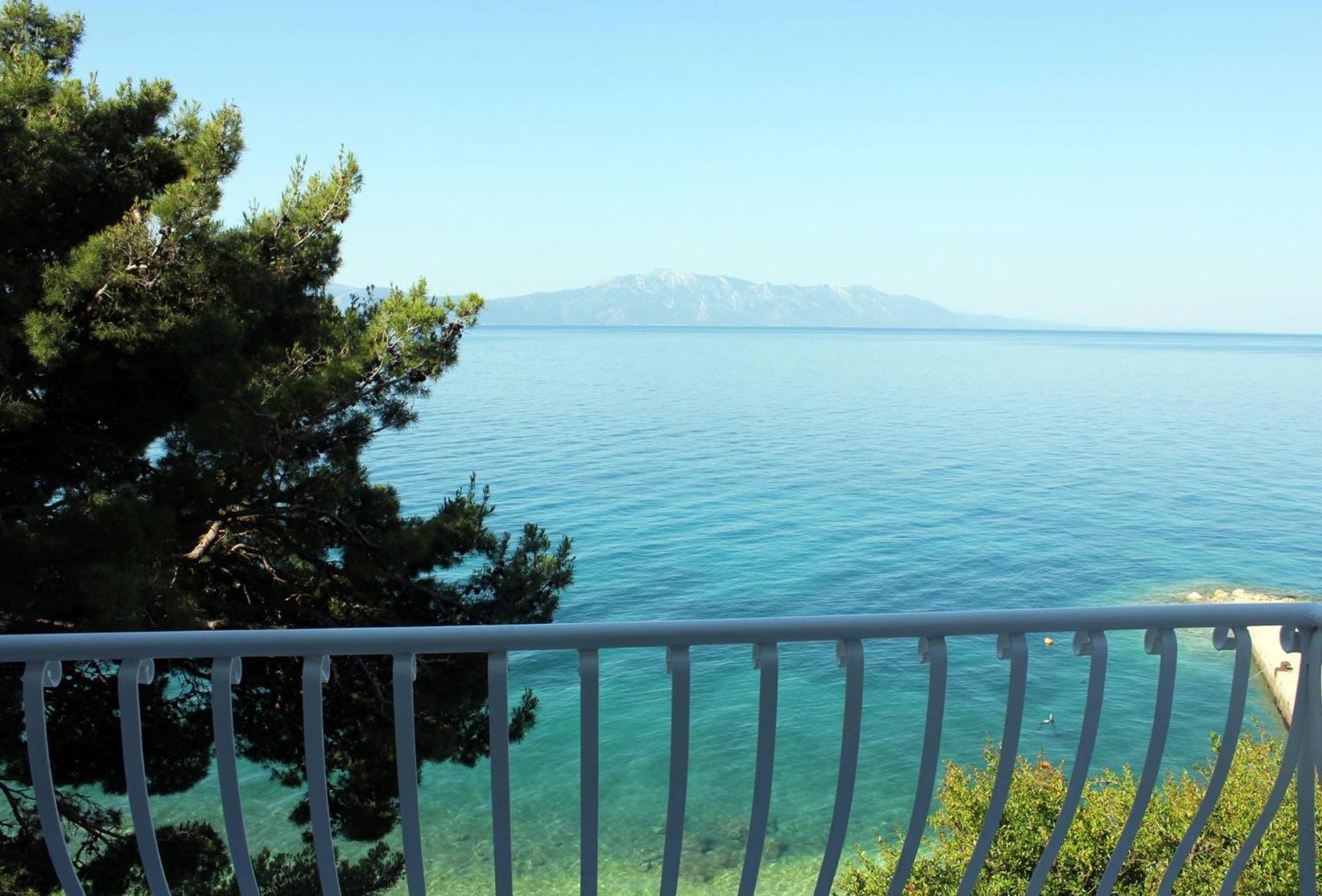 Apartments By The Sea Brist, Makarska - 505 Подаца Экстерьер фото